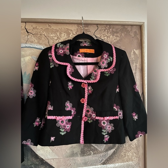 Cynthia Steffe Skirt-Blazer Embroidered Set - Picture 2 of 11